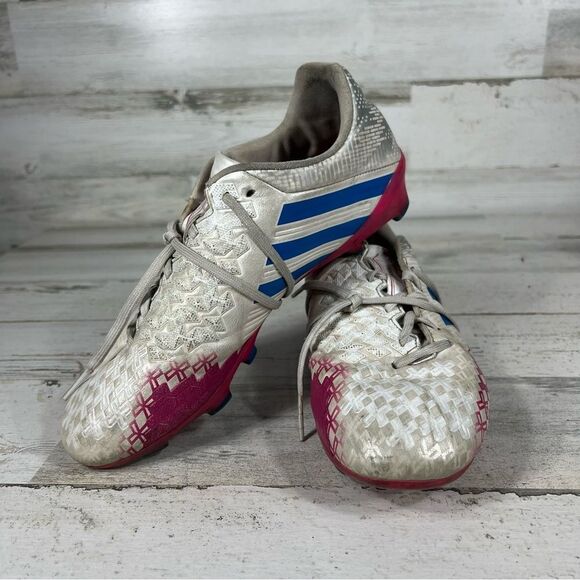 Adidas soccer shoes kids 6.5 - Picture 5 of 9